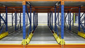 Quy trình lưu trữ FIFO với Kệ Pallet Flow